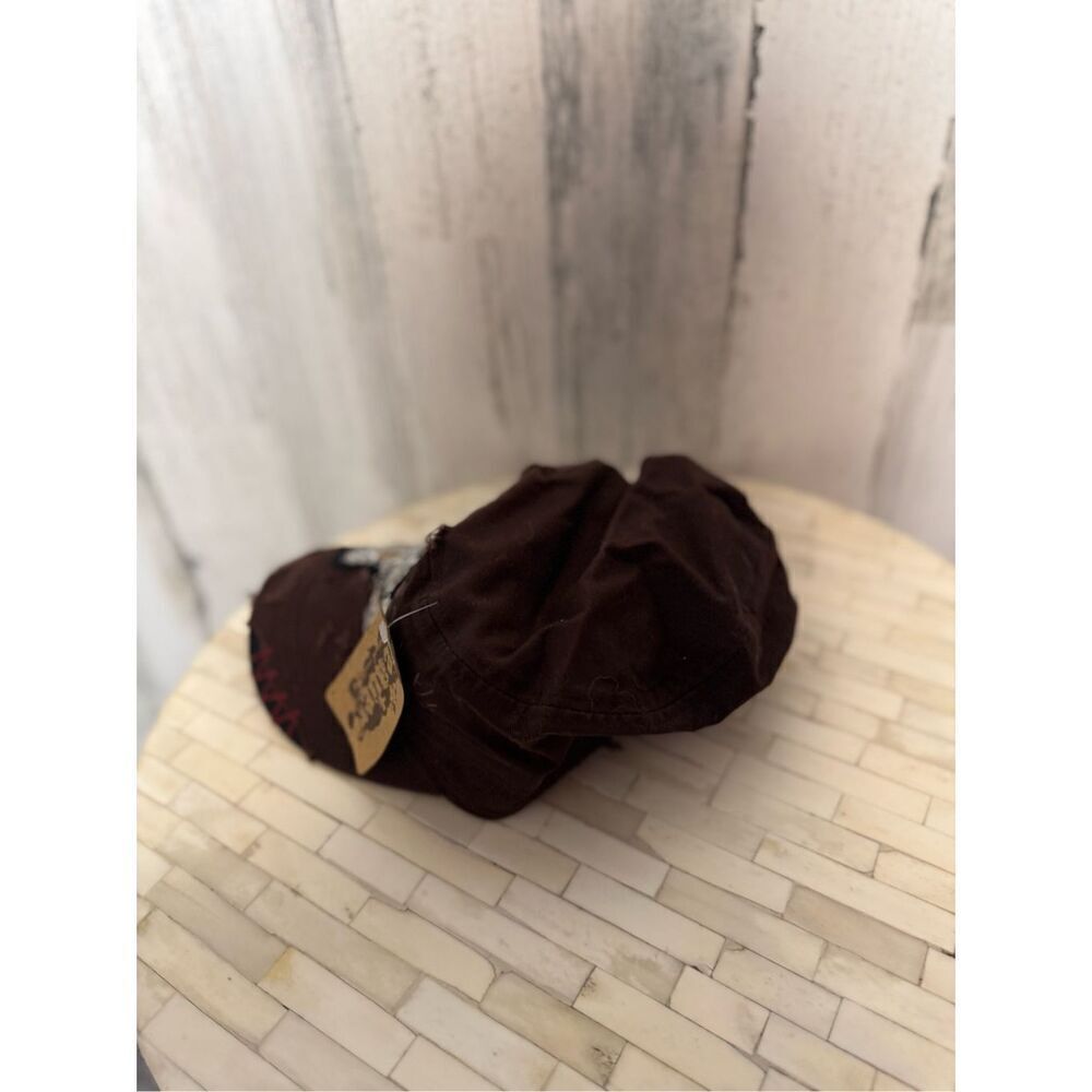 Brown hat  - Picture 3 of 7